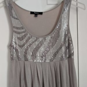 Express Secquin tank size SM